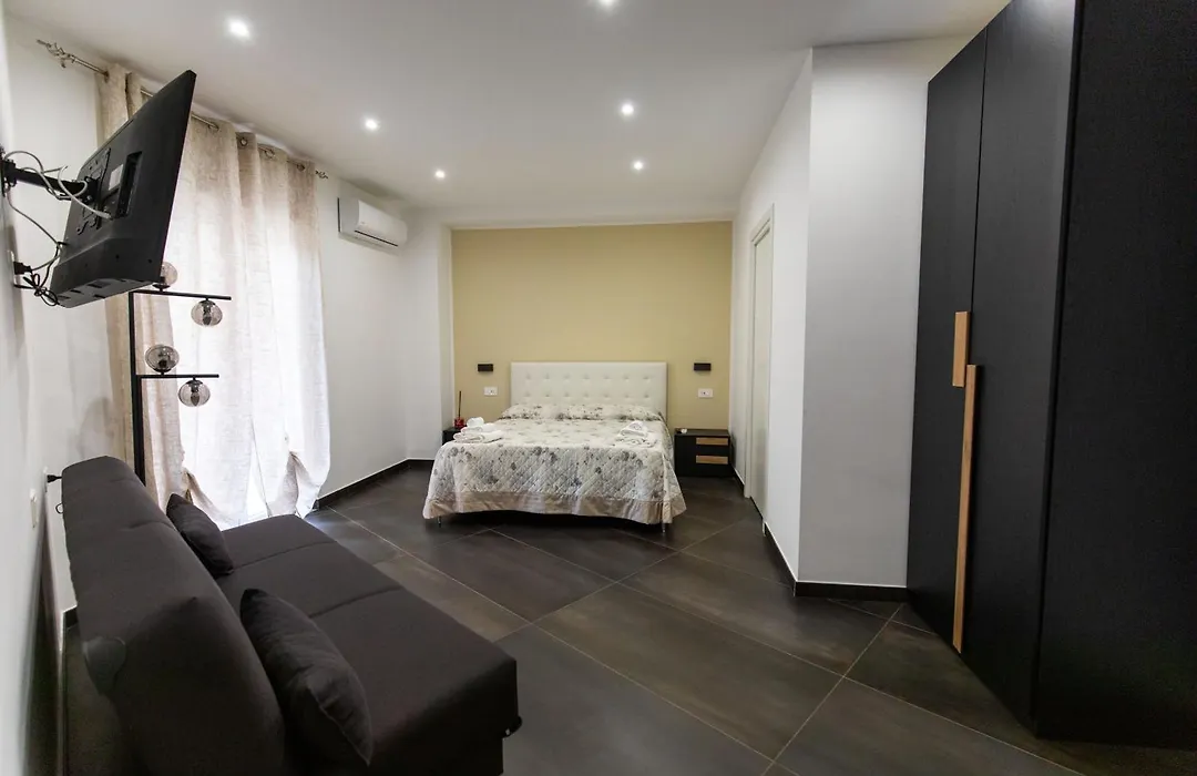 Luxury 144 B&B-1