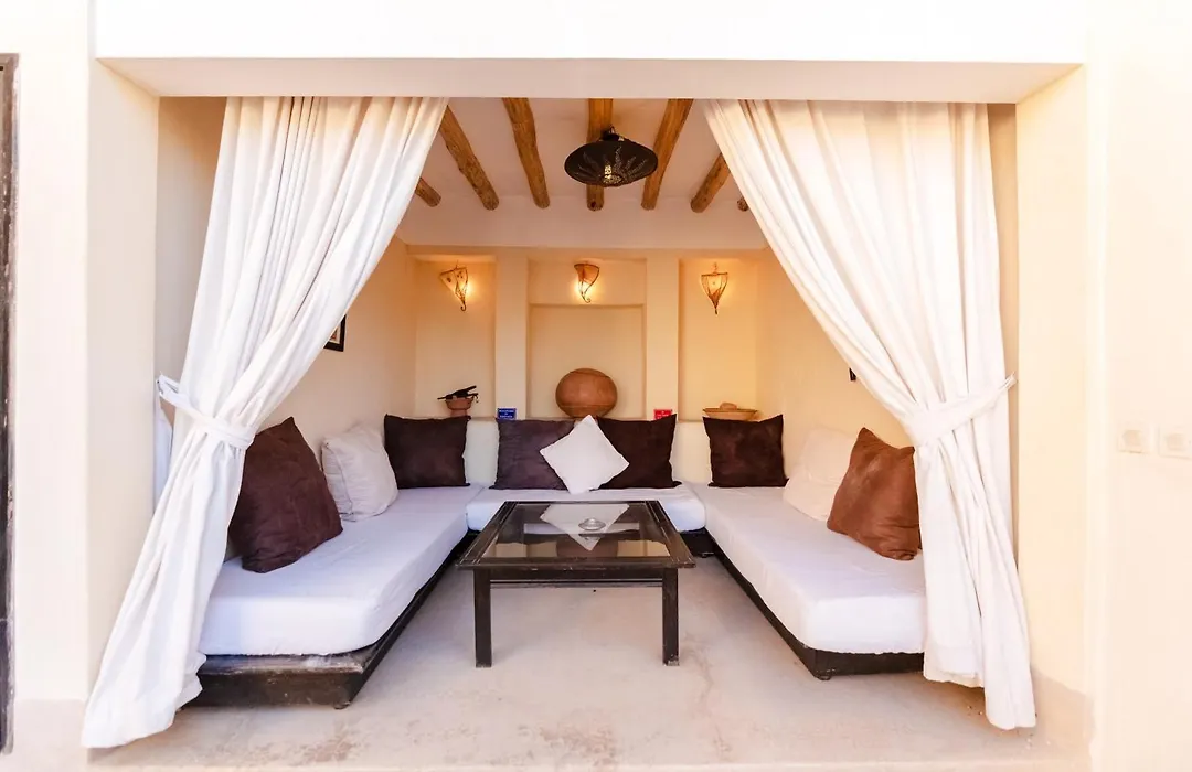 Riad Rouge Gorge-1