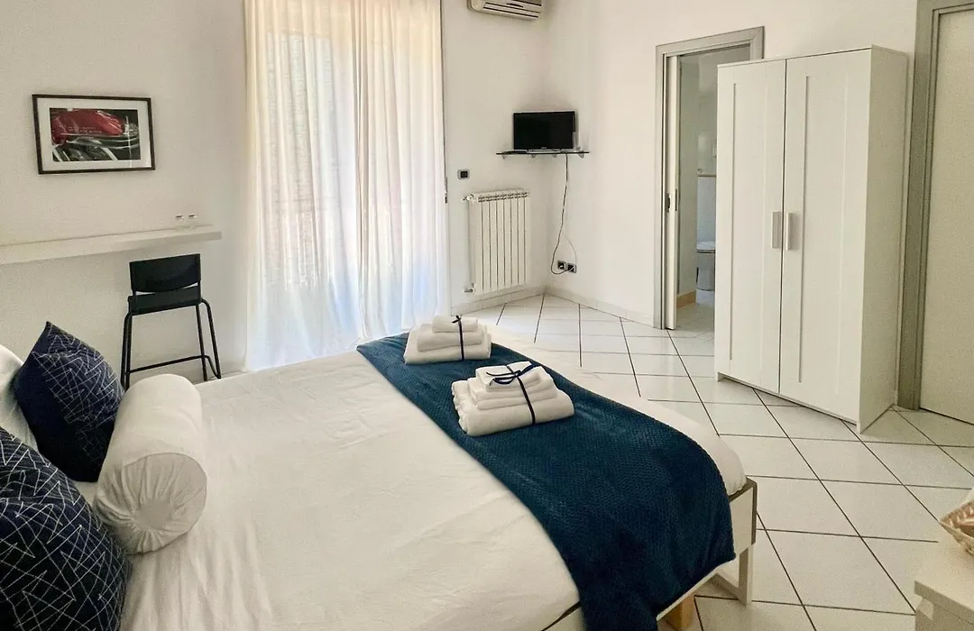 Suite 84 Holiday Home a pochi minuti dalla stazione-1