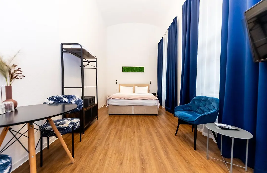 Adagio Downtown Rooms-1