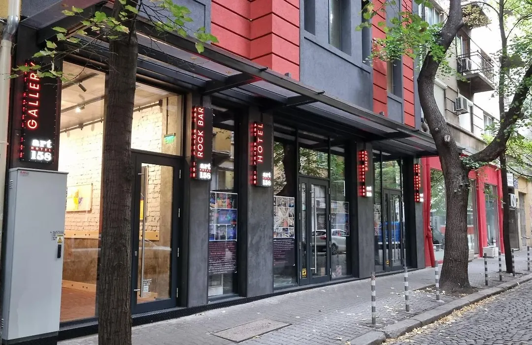 Art Hotel 158-1