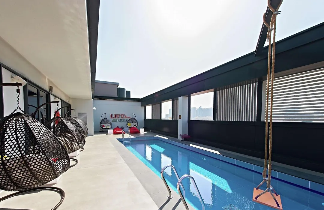 Hampton By Hilton Dubai Al Seef-1