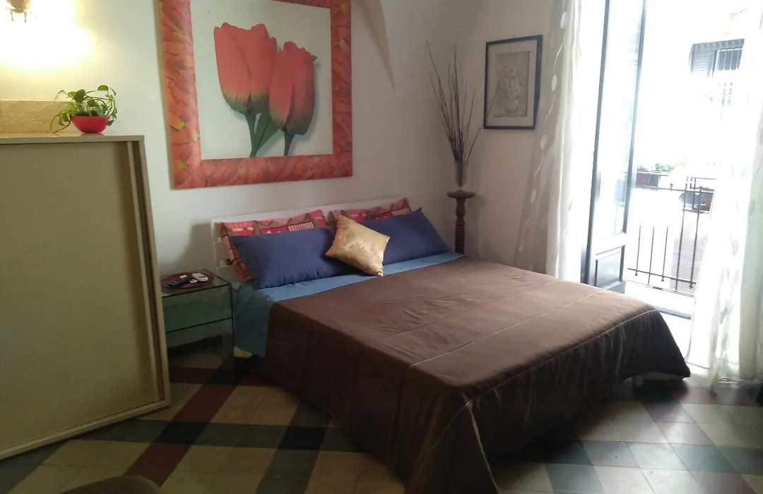House Vintage-1