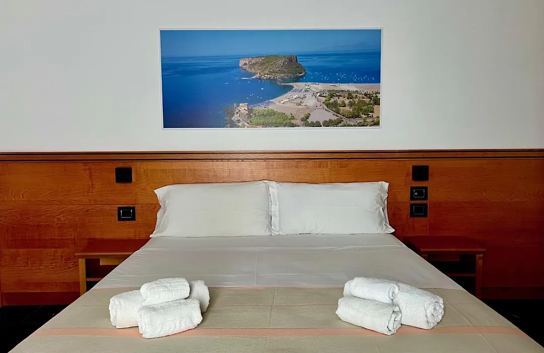 Hotel Tea - Praia A Mare-1