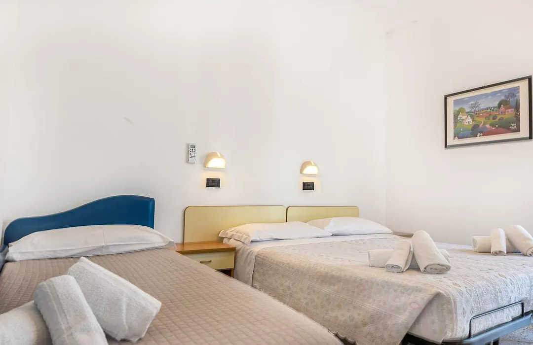 Hotel Lily-1