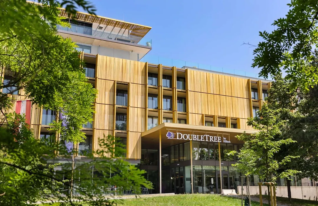 Doubletree By Hilton Vienna Schonbrunn-1