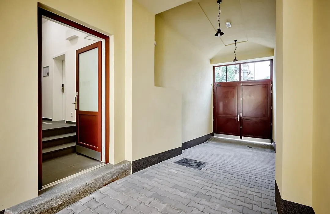 Residence 44-1