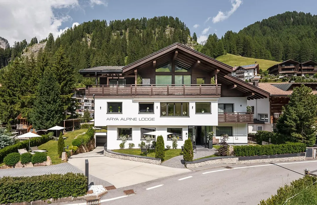 Arya Alpine Lodge-1