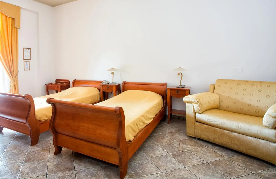 Hotel Tritone Lipari-1