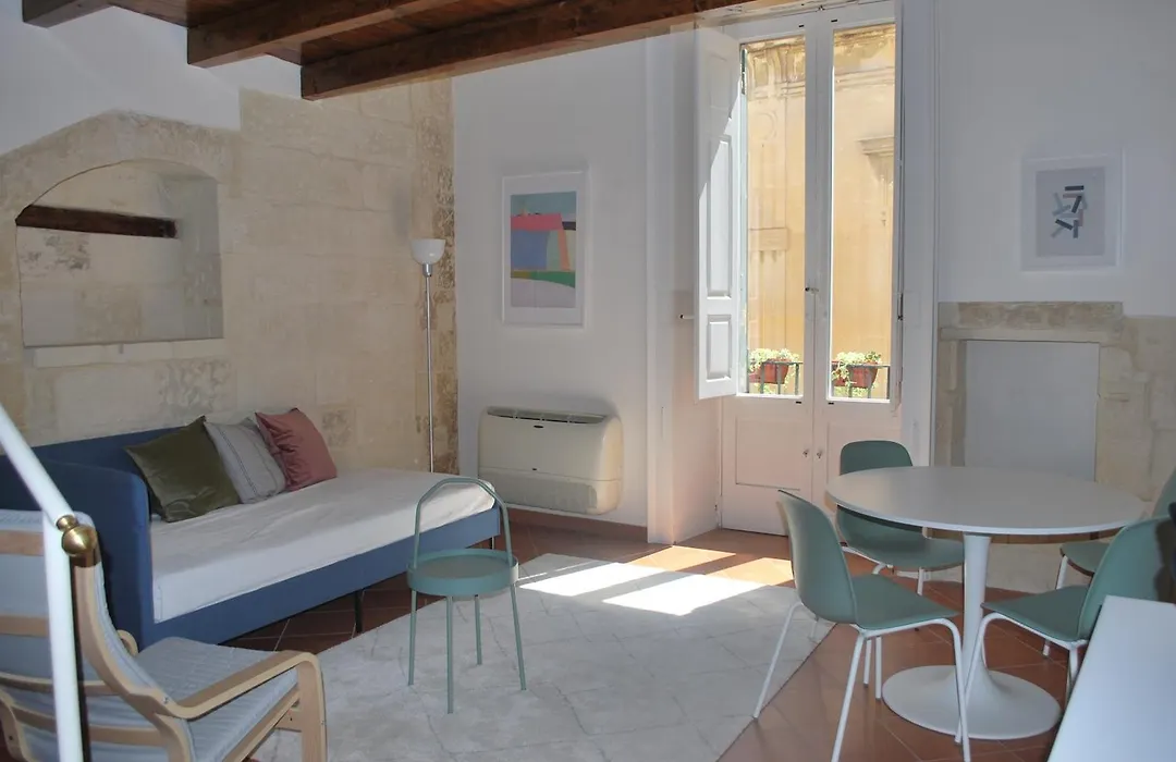 Palazzo della Contessa - Suites&Breakfast-1