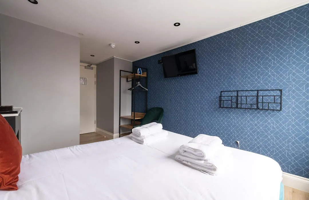 Kensington Rooms - Philbeach Gardens-1
