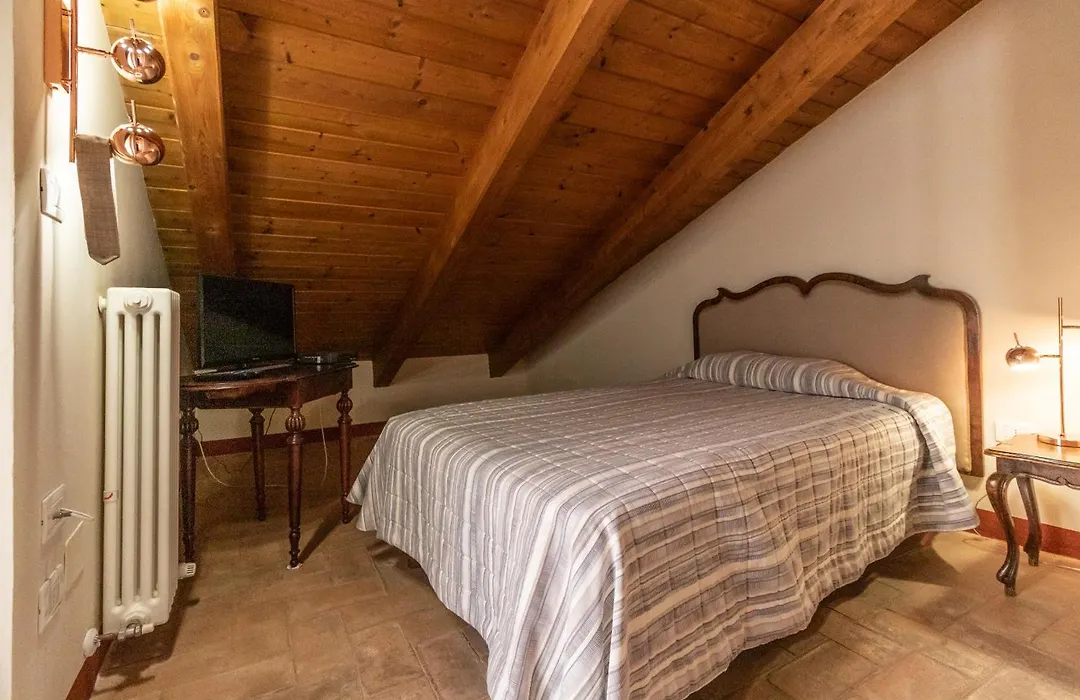 Casa Isolani Guest House Santo Stefano-1