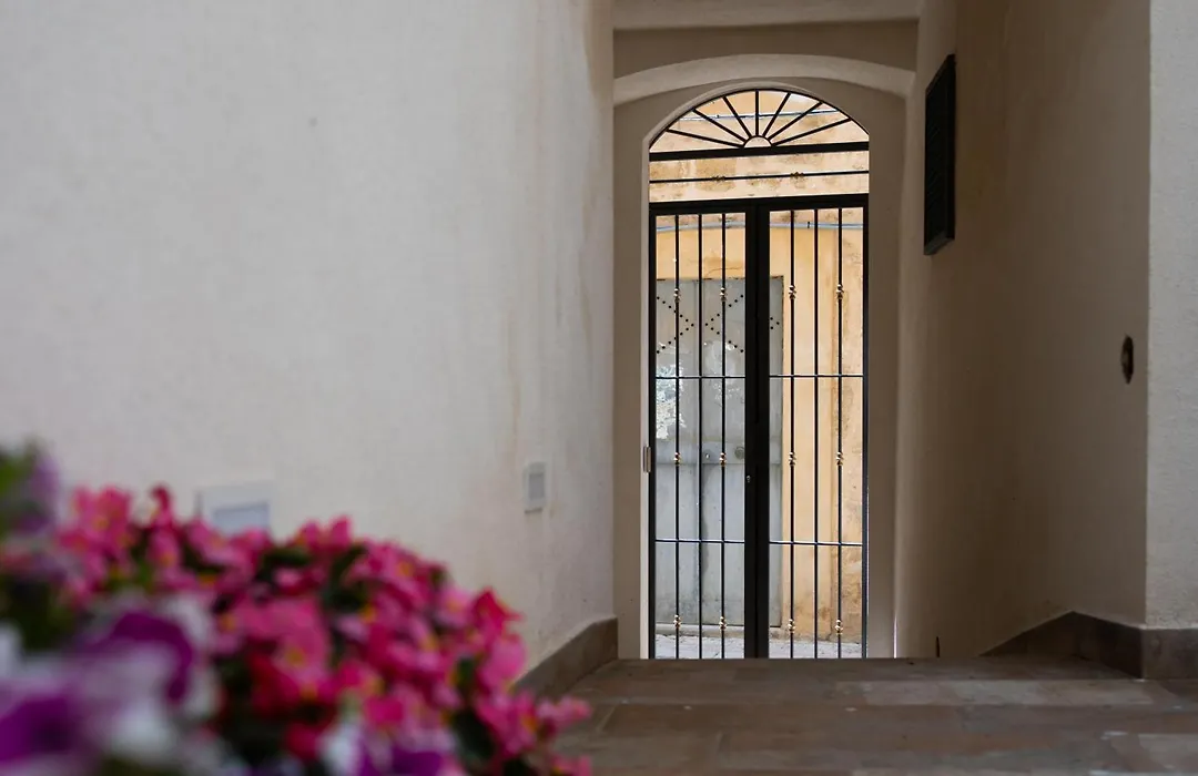 Sofi' Center Rooms-1