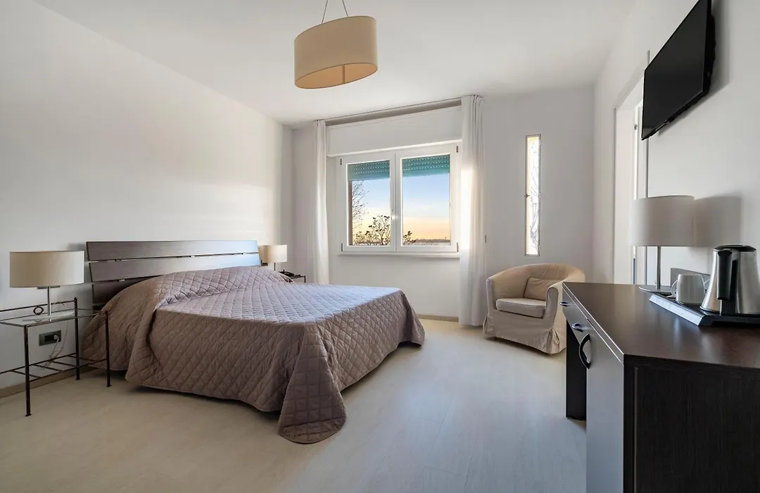Hotel Sorriso-1