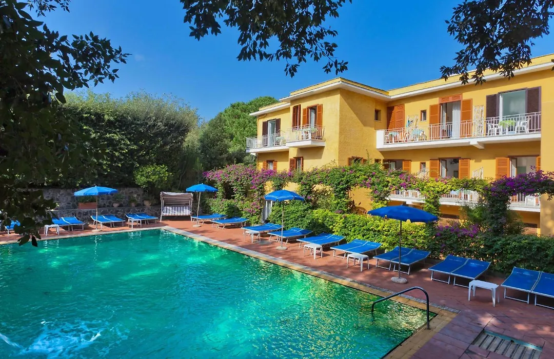 Hotel Cleopatra-1