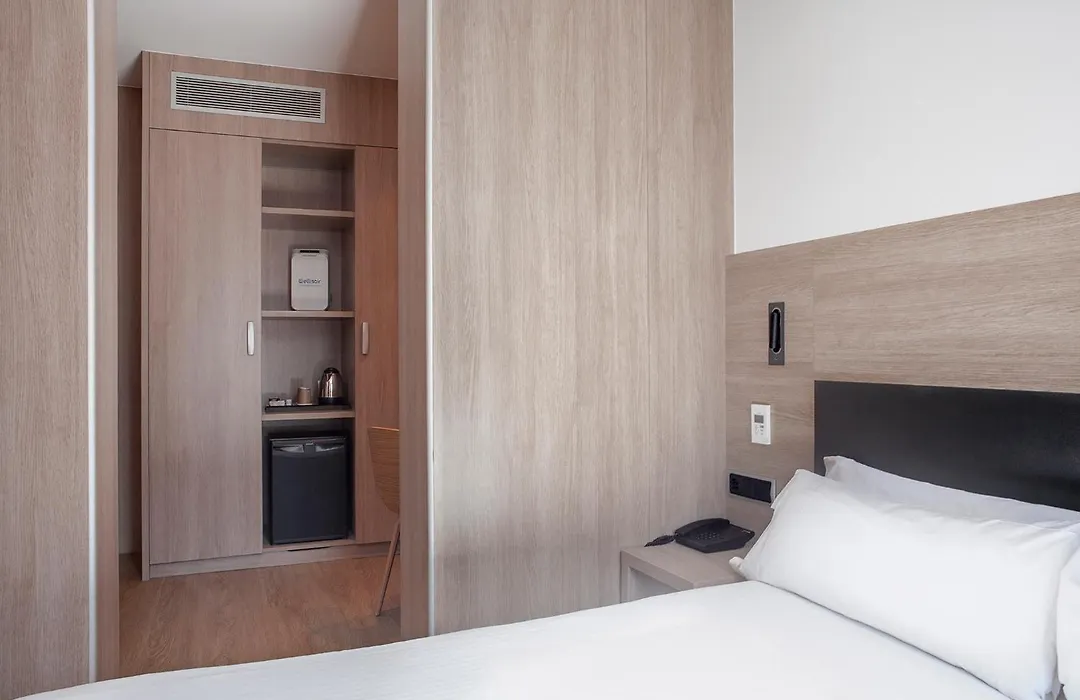 Hotel Lleo-1