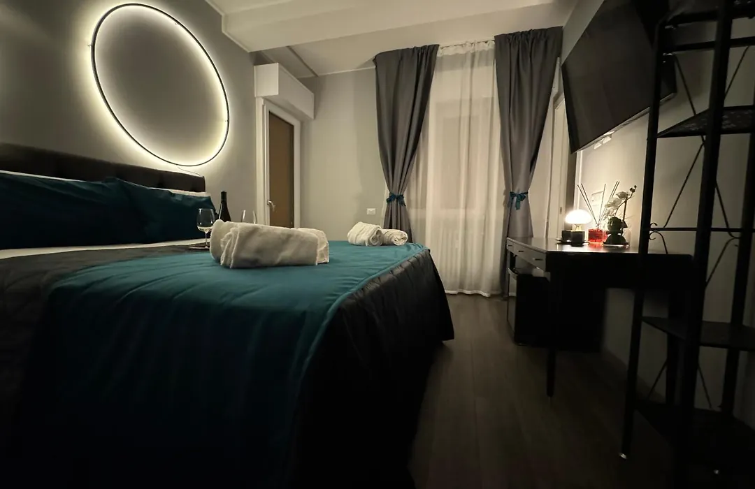 MEG Glamour Suite Milano vicino i Navigli-1