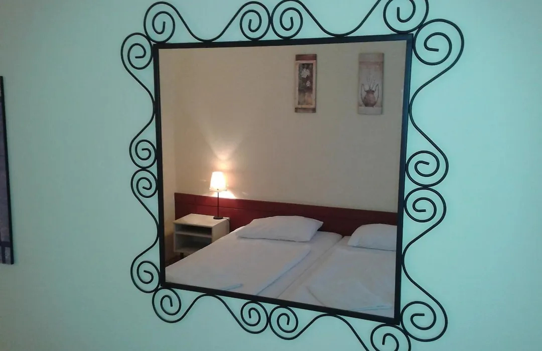 Bed Breakfast Hotel Budapest-1