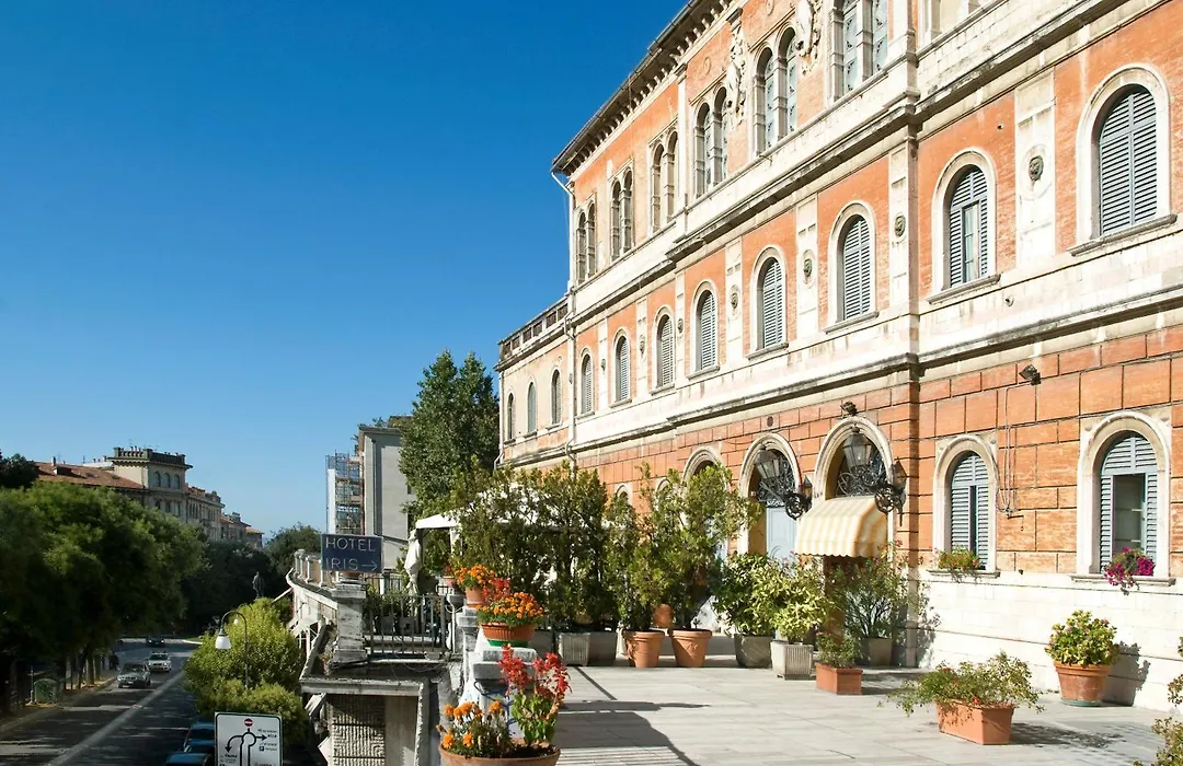 Hotel Iris-1