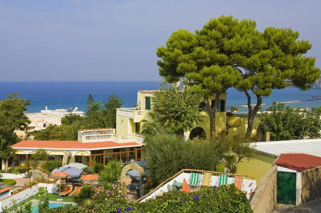 Albergo Villa Hibiscus-1