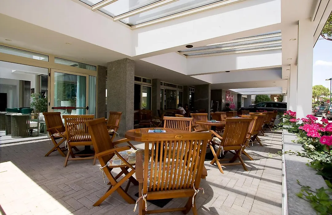 Hotel Florida-1