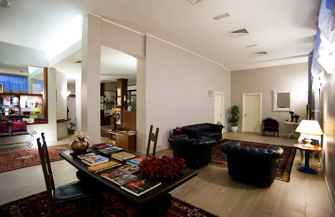 Hotel Piero Della Francesca-1