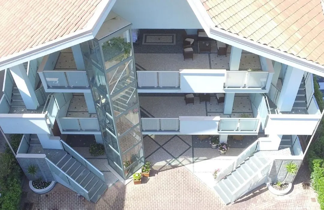 Hotel Diamante-1