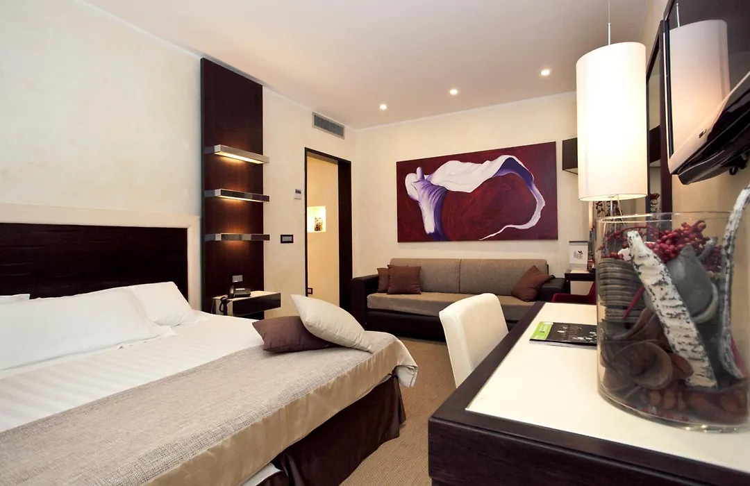 Les Fleurs Luxury House-1