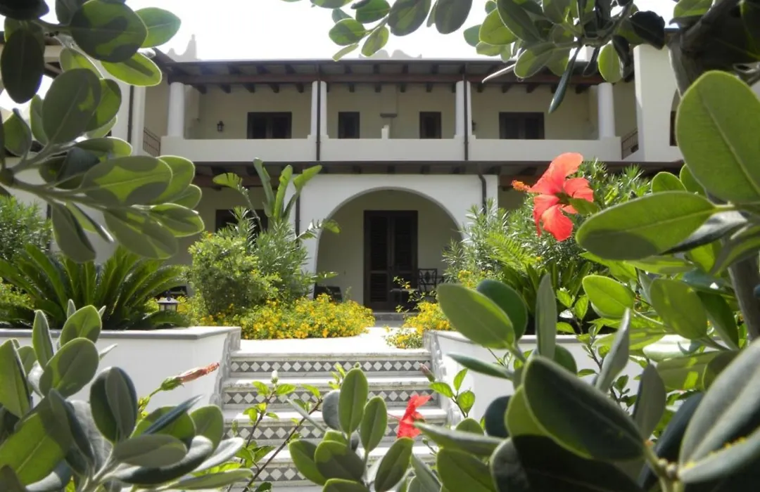 Hotel Borgo Eolie-1