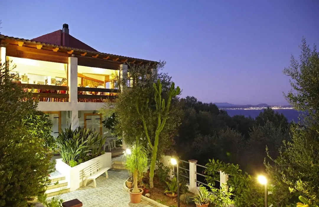 Hotel Paola-1