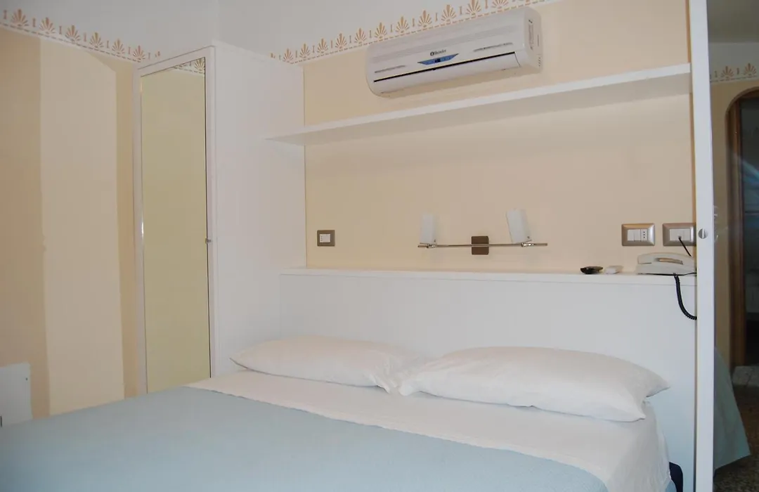 Hotel Centrale-1
