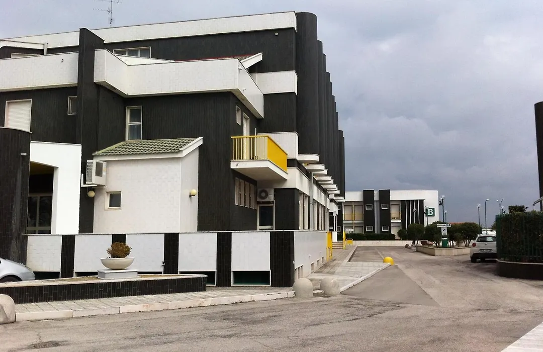 Hotel Atleti - Disponibile stazione ricarica auto elettriche --1