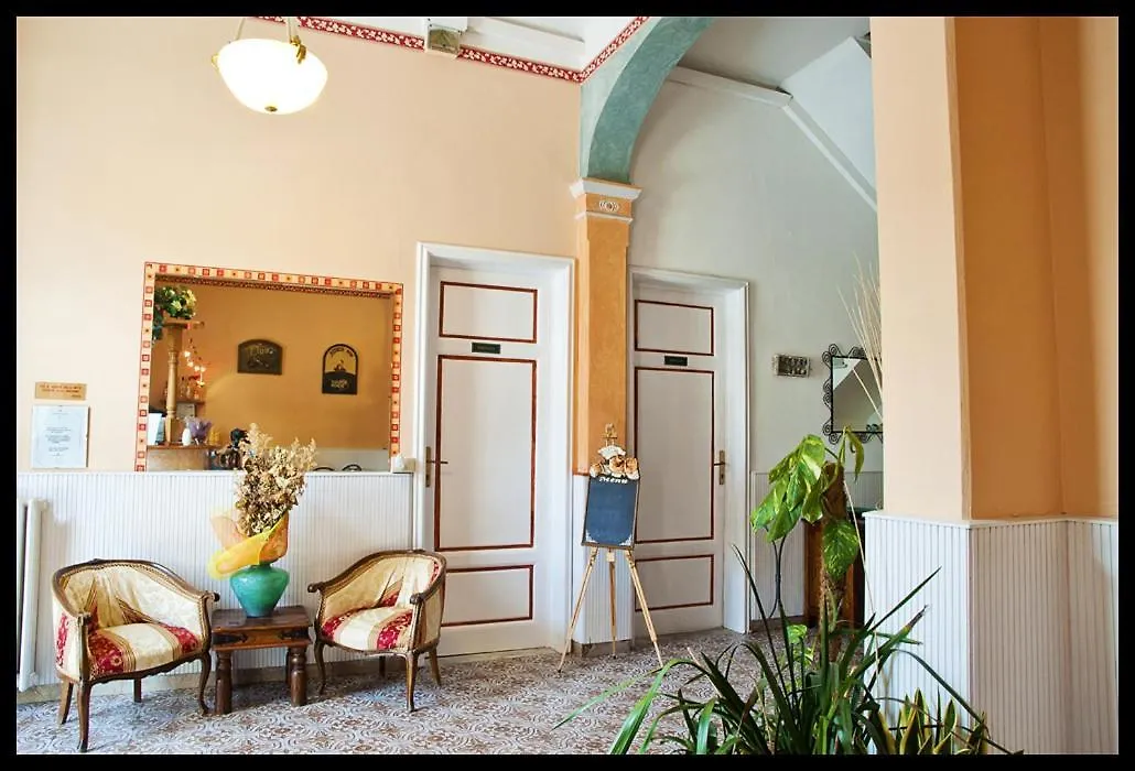 Hotel Eros-1