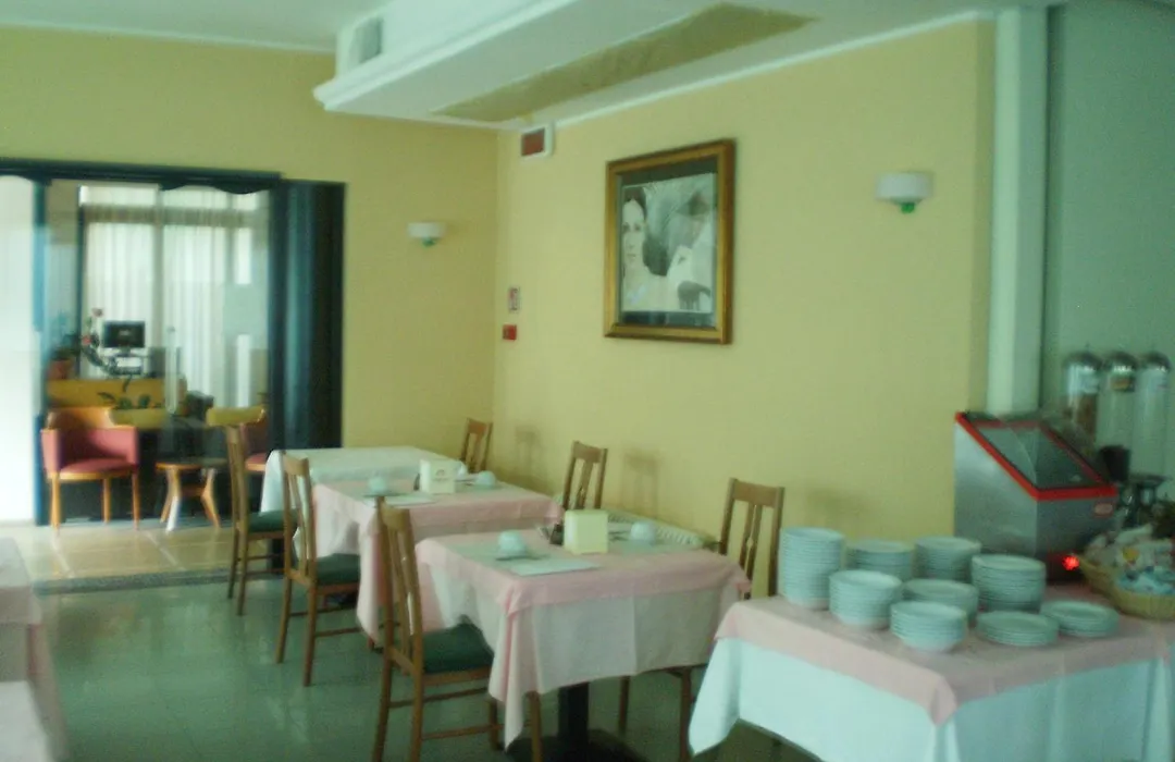 La Perla B&B Hotel-1