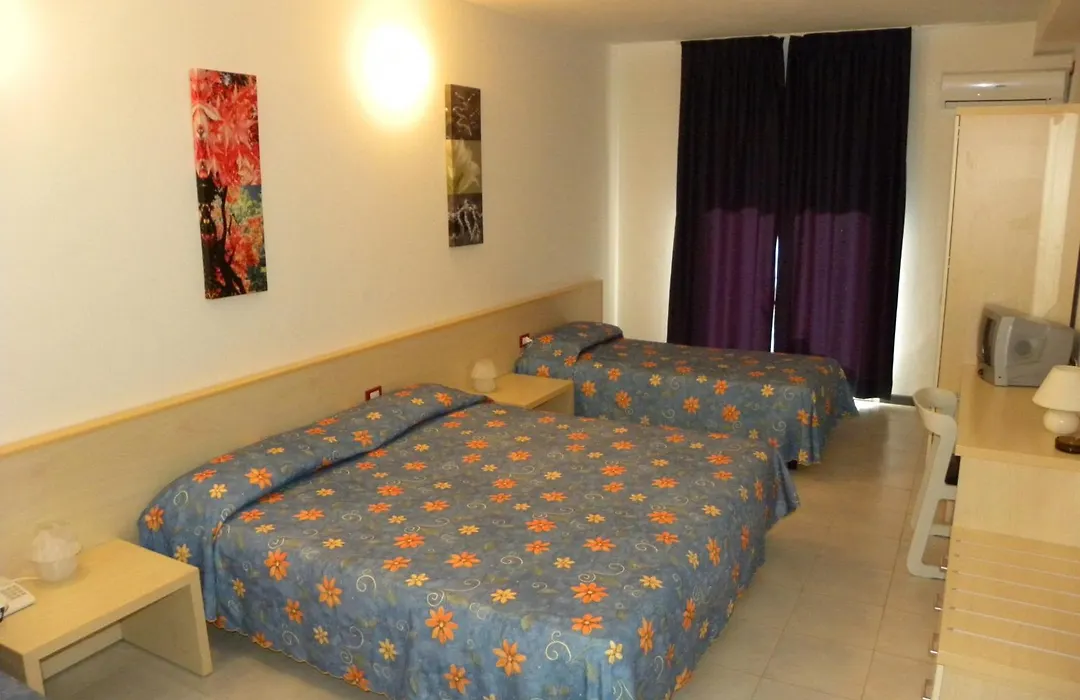 Hotel Santa Cruz-1