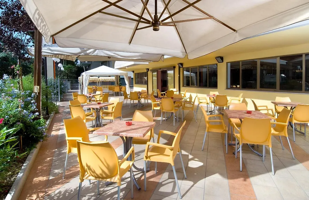 Hotel Levante-1