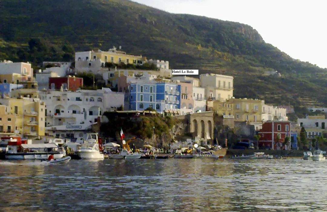 Hotel La Baia-1