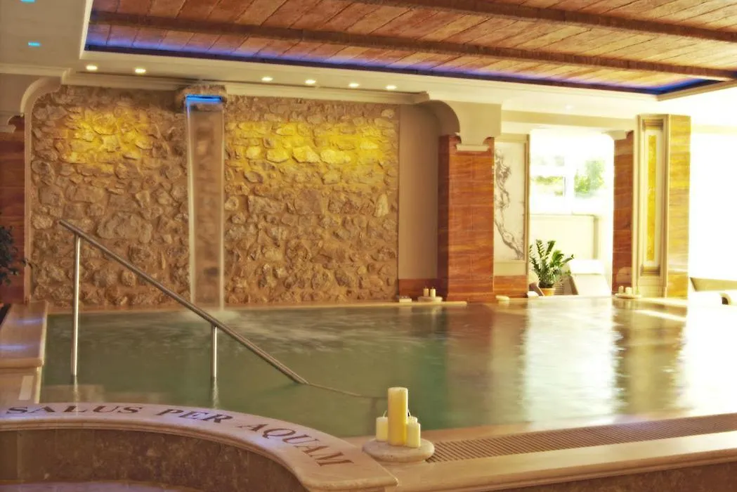 Hotel Argentina & Spa-1