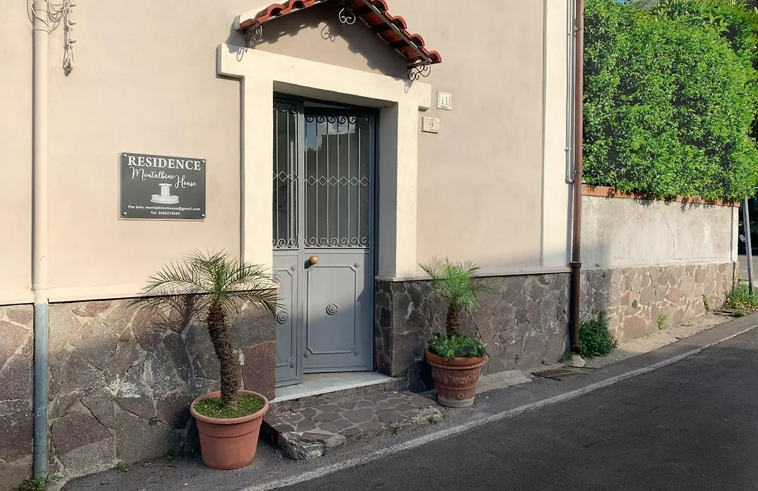 Montalbino House - Rooms&Apartments-1