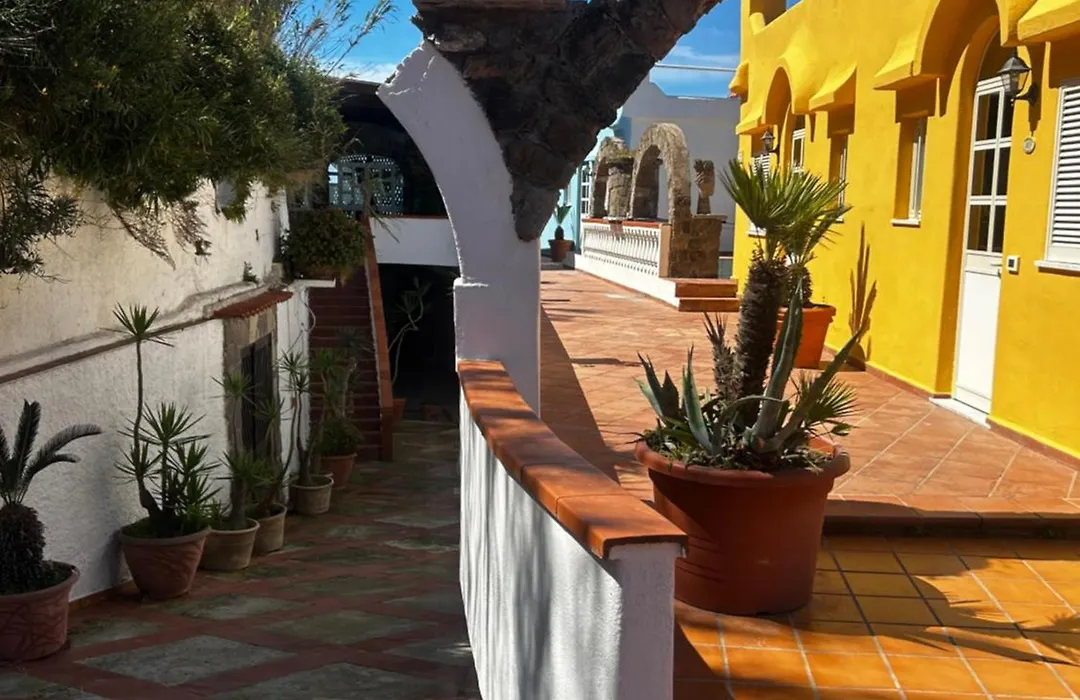 Hotel Punto Azzurro-1