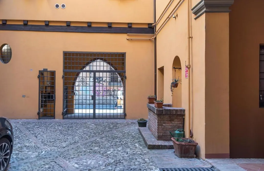 Nettuno Luxuryh - Bolognacentro Duomo Rooms And Suites-1