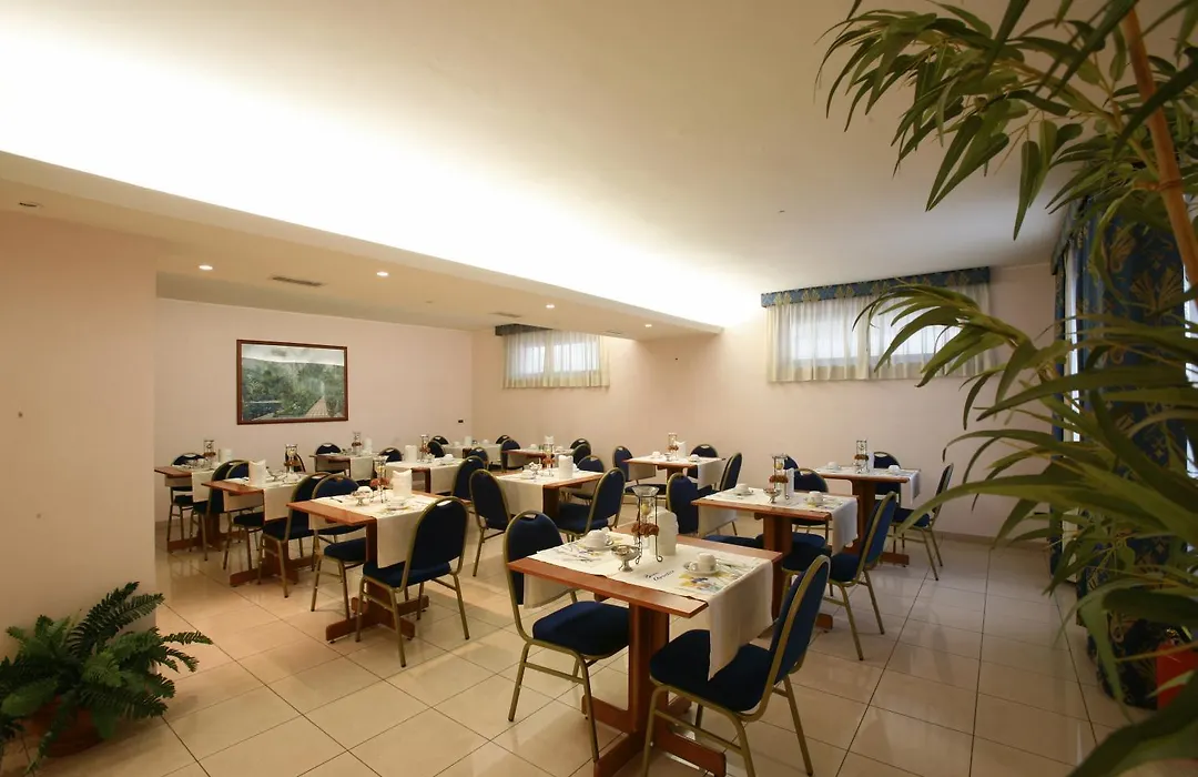 Hotel Levante-1