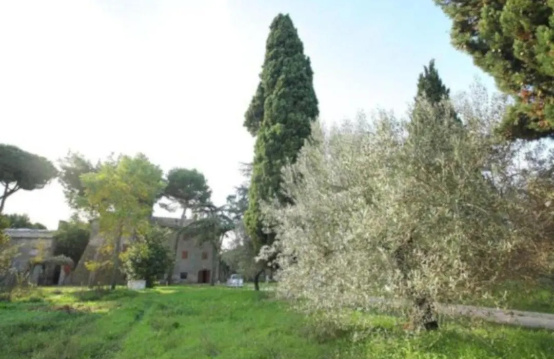 Antico Borgo La Commenda-1