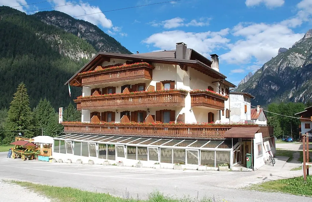Albergo Ristorante Cacciatori-1