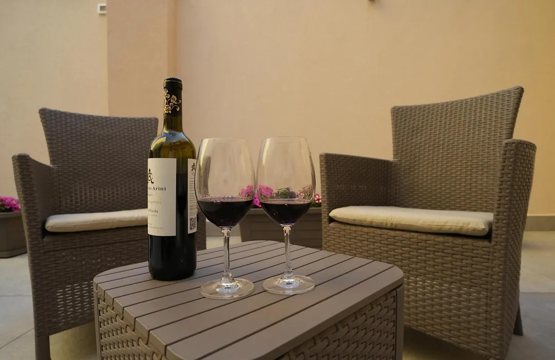 Enea Suite-1