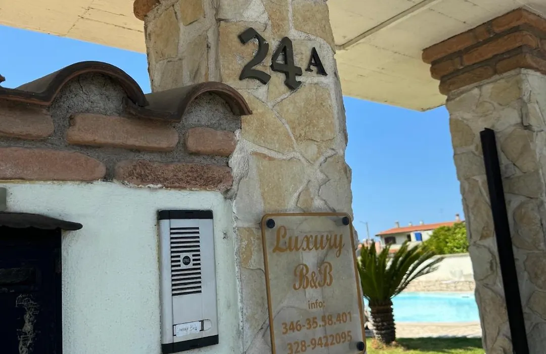 Luxury B&B Resort-1