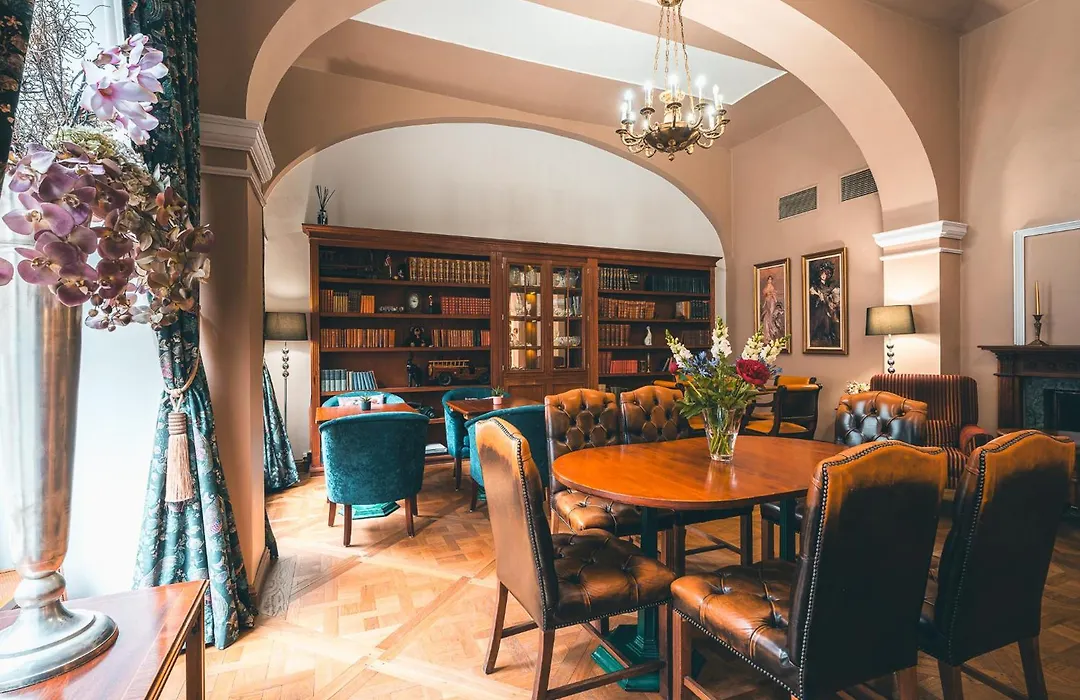 Hotel Julian-1