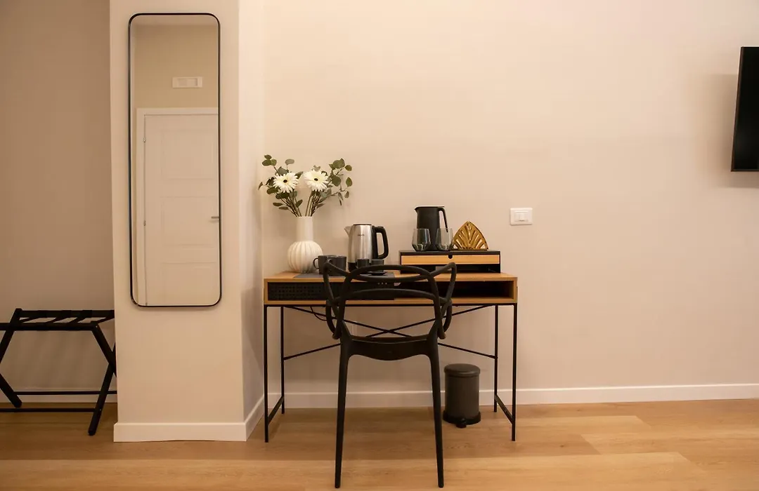 Suite 33-1