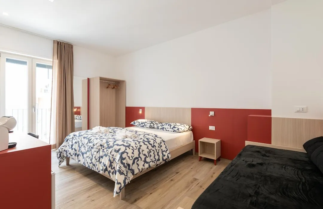 La Perla del Mare Rooms-1