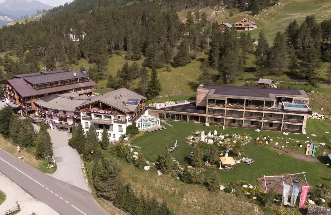 Hotel Gran Paradiso-1